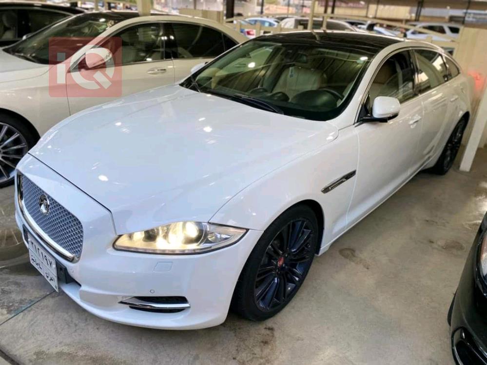جاگوار XJ